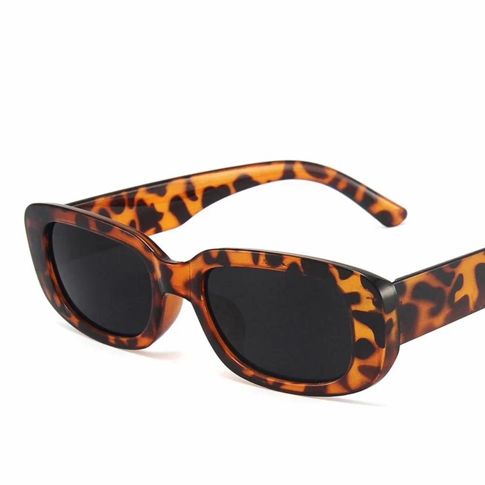 Euro Street Style Sunglasses Retro Small Square Frame Vintage UV400 Protection for Men Women Fashion Street Photography Chic
