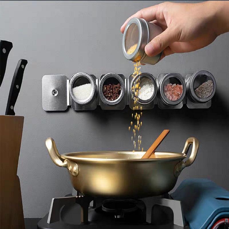 Magnetic Spice Box Chili Jars Spice Containers Multi Purpose Storage Tank For Cooking Kitchen Herb Pepper Sugar Salt Shakers