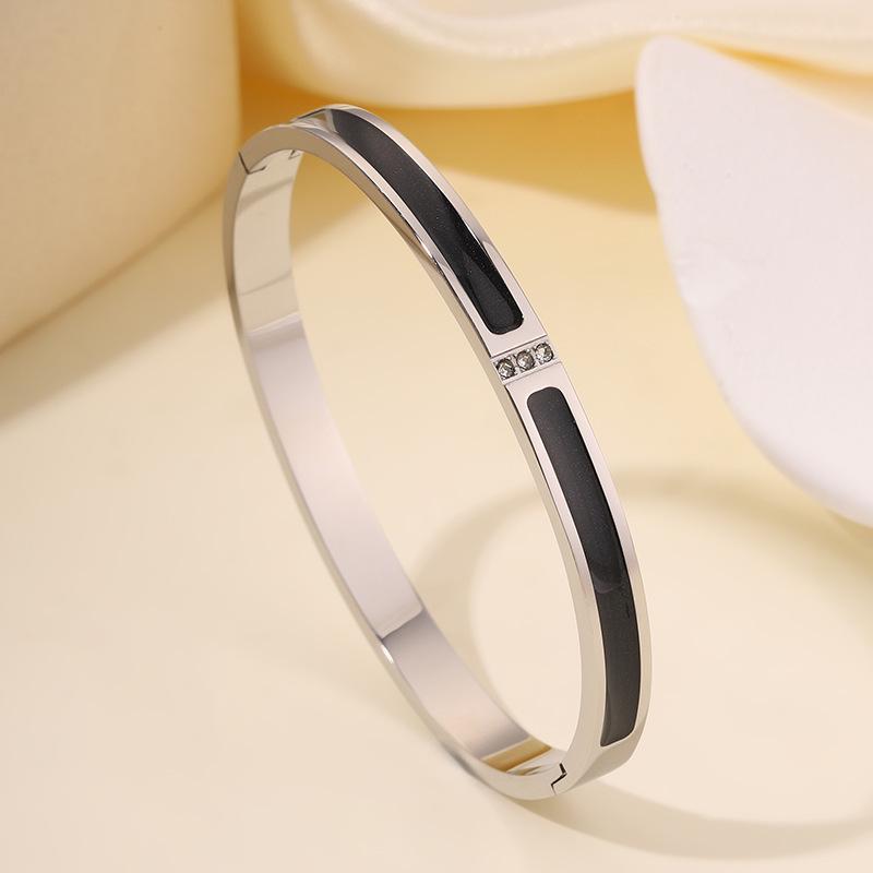 Europäisches & Amerikanisches Luxus Zirkon Stern Armband: Vielseitige, Elegante, Lichtechte Mode für Damen