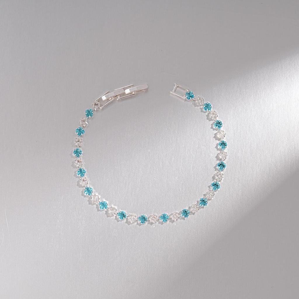 Luxury Zircon Square Geometric Clasp Bracelet for Women - Elegant Handmade Jewelry
