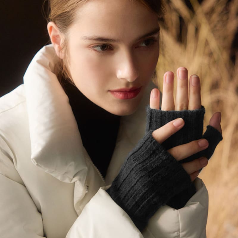 REPERE LAROSE: Larose Knit Hand Warmer (5 Colors)