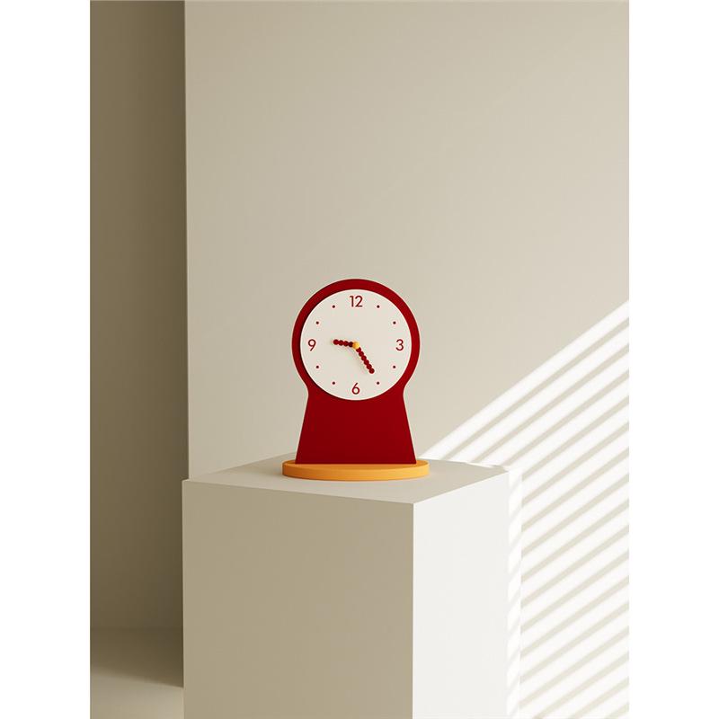 Elegant Desktop Clock Ornament: Creative Small Living Room & Bedside Table Display
