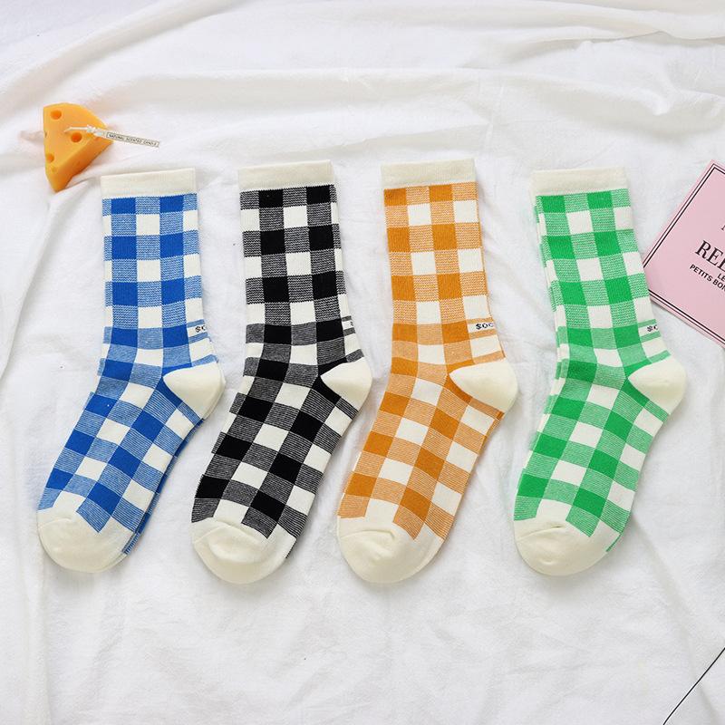 

Men s Spring and Autumn Fashion Plaid Sport Tube Cotton Socks 1 pair чорний