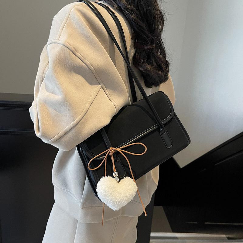 Korean Fashion Niche Underarm Bag Women's 2025 Autumn and Winter New Simple Retro Versatile Work Commuter Shoulder Bag