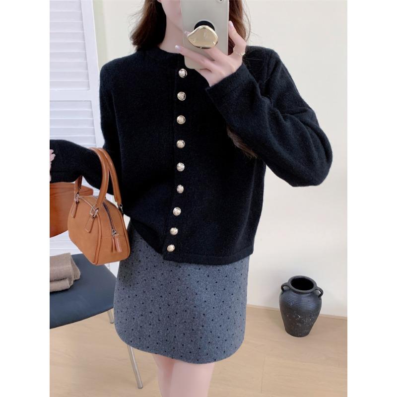 

Женский свитер-жакет с металлической пряжкой, осенне-зимний, новый, темпераментный, свободный и тонкий вязаный кардиган для женщин One size чёрный