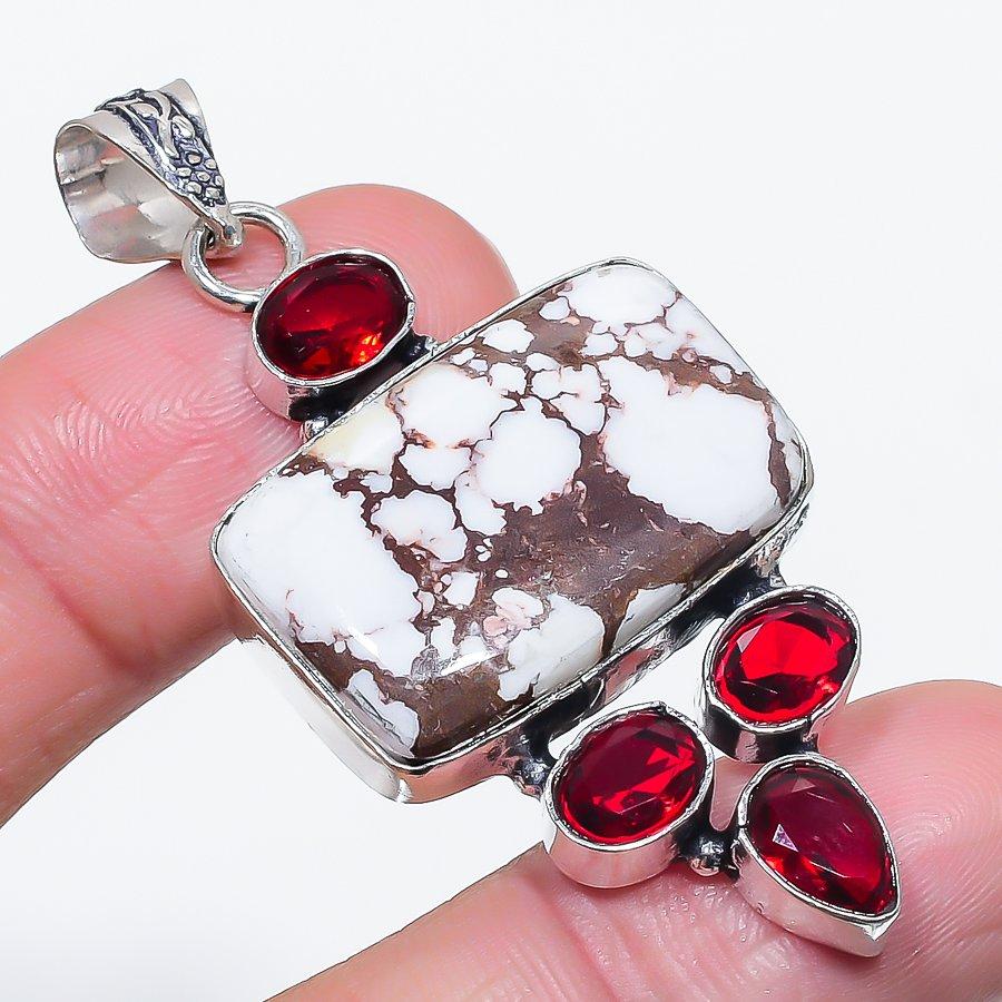 

Natural Wild Horse, Garnet 925 Sterling Silver Jewelry Pendant 2.36 q9p55