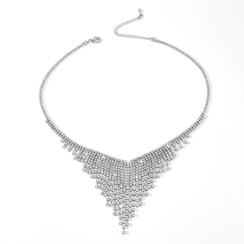 

European-American Fashion Rhinestone Tassel Choker Necklace серебряный