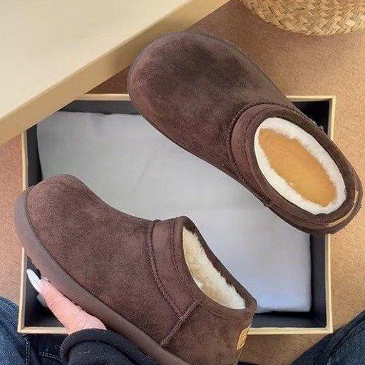 

Thick-soled Snow Boots for Women with Added Insulation. Lazy One-piece Cotton Shoes with Short Boots. 40 коричневий