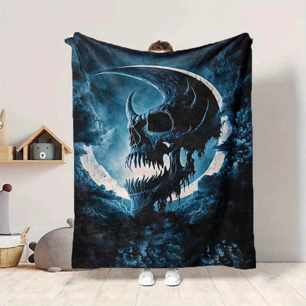1pc Moon Skull Blanket, Lightweight Flannel Throw Blanket for Sofa, Bed, Travel, Camping, Living Room, Office, Couch070