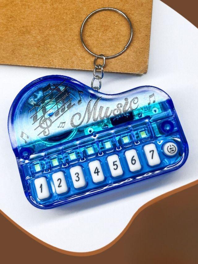 Music Electronic Piano Keychains Pendant Luminous Music Toy Piano Keychain Mini Real Working Finger Piano Keychain Funny Gift