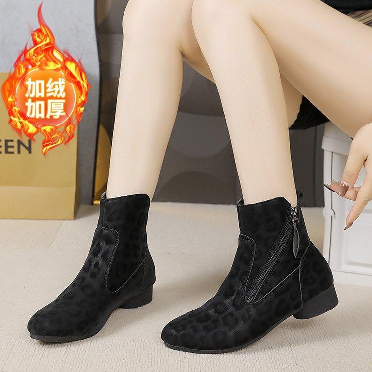 Leopard print high-heeled short boots women's autumn and winter 2025 new fashion pointed thick-heeled small cotton boots versatile velvet single boots