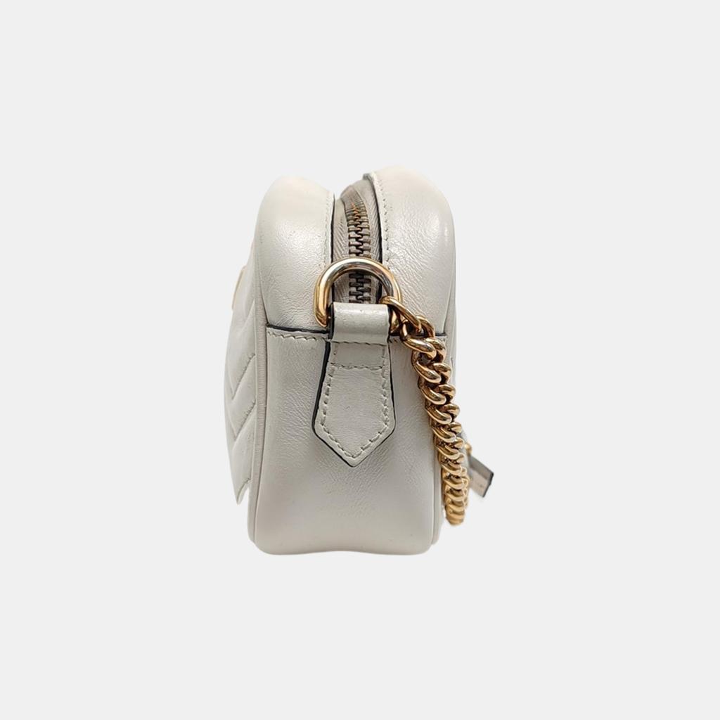 [Gebraucht] GG Marmont Serie Marmont Vielseitige Goldene Logo-Kette Gestepptes Leder Kamera-Tasche - Gut #1AYEXD5