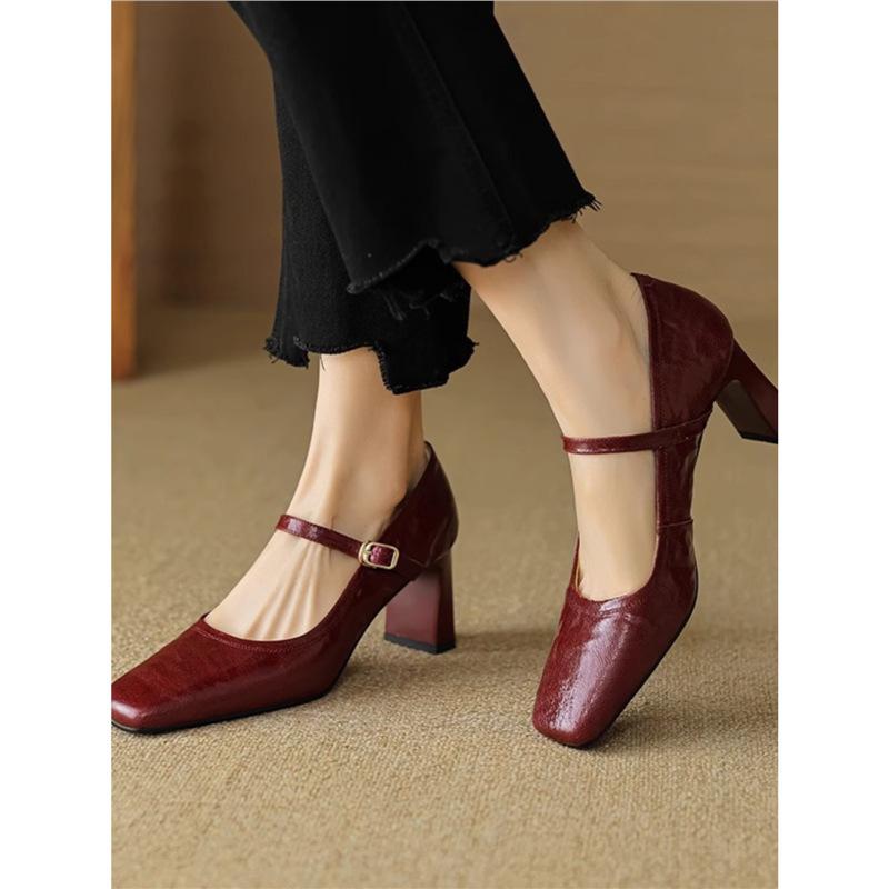 Soft Sheepskin High Heels For Women Black 2026 Spring French Retro Square Toe Thick Heel Shallow Mouth Women Single Shoes