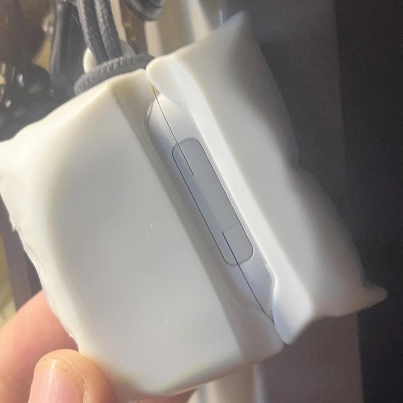 Funda Creativa para Auriculares con Forma de Cojín Cubierta Flexible de Silicona TPU Y Accesorio con Encanto Para Pods 4 2024