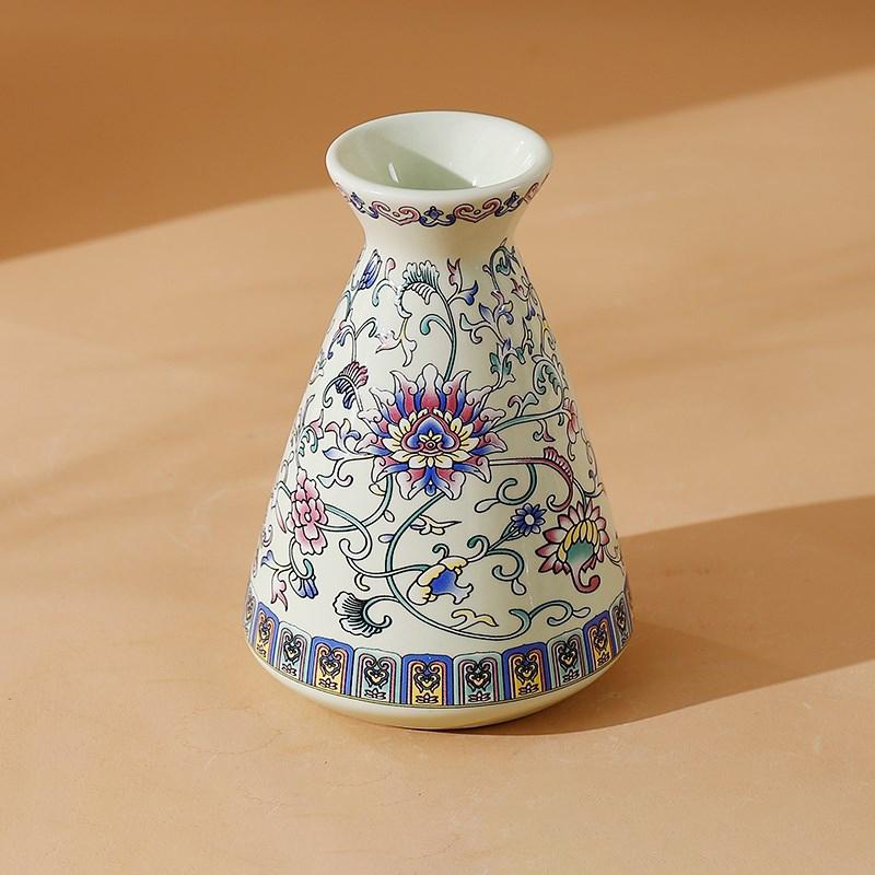 Small Ceramic Vase for  Handmade Elegant Vintage Chinese Painting  Enamel Glazed Porcelain Decorative Vases for Office Home
