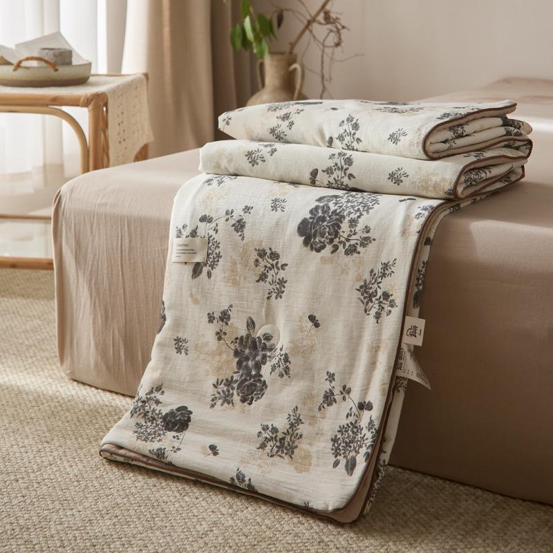 2026 Spring/Summer French Chic Cotton Linen Cooling Quilt for Dorms and Homes