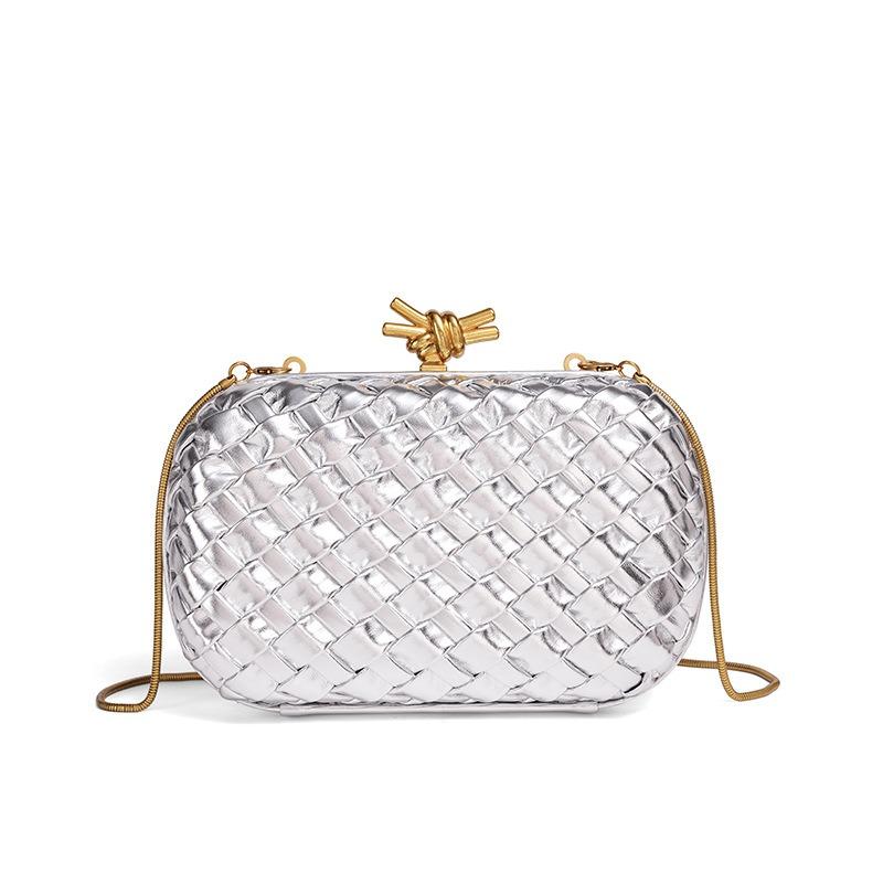 New light luxury hand-woven chain clutch bag fashion dinner commuter box bag single shoulder oblique span bag