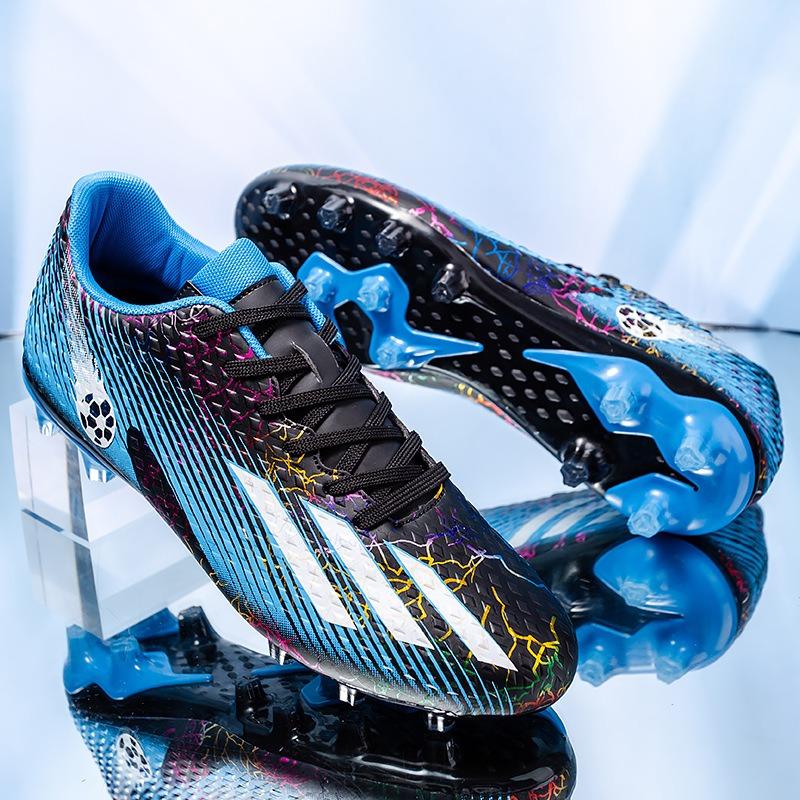 Large Size Low Top New Children's Football Shoes, Boys and Girls, Broken Nails and Long Nails Football Shoes