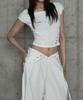 ETRE AU SOMMET Pigment Damage Panel Short Top (Ivory)