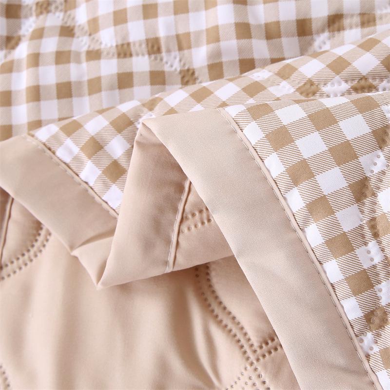 Washable Cotton Summer Cooling Quilt – Thin Gift Quilt for Air Conditioned Rooms