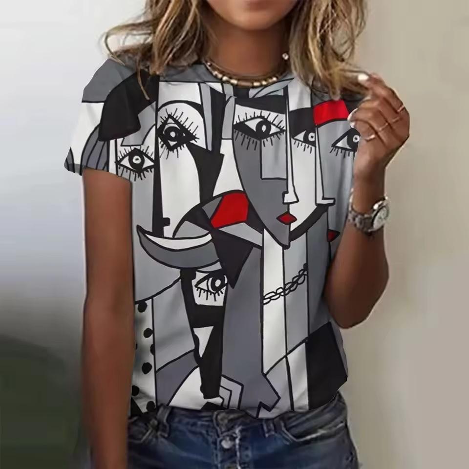 Summer Round Neck Facial Painting 3D Print Top Fashionable Casual Short Sleeved Women's T-shirts