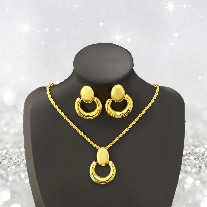 

New donut necklace women s versatile simple circle hollow collarbone chain light luxury luxury pendant stud earrings золотий жовтий колір