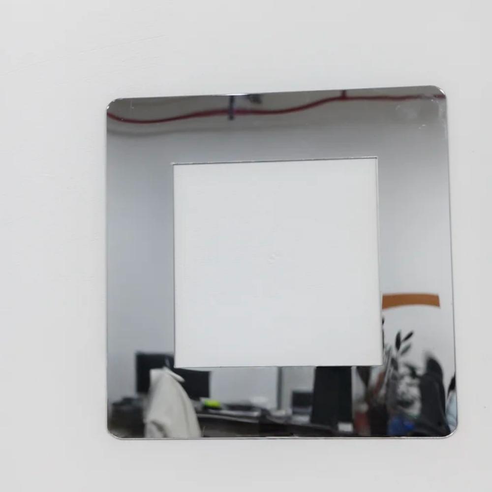 

4pcs 15X15cm Mirror Edge Light Switch Cover Wall Stickers Surround Socket Frame Wall Sticker DIY Office Home Decoration 4pcs срібний