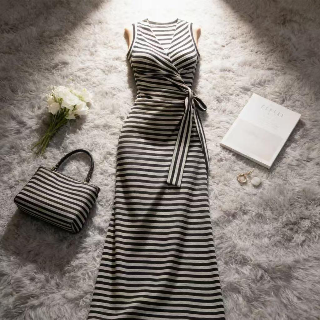 Pure desire sexy v-neck split-ended striped dress women's summer temperament waist thin straps sleeveless long skirt