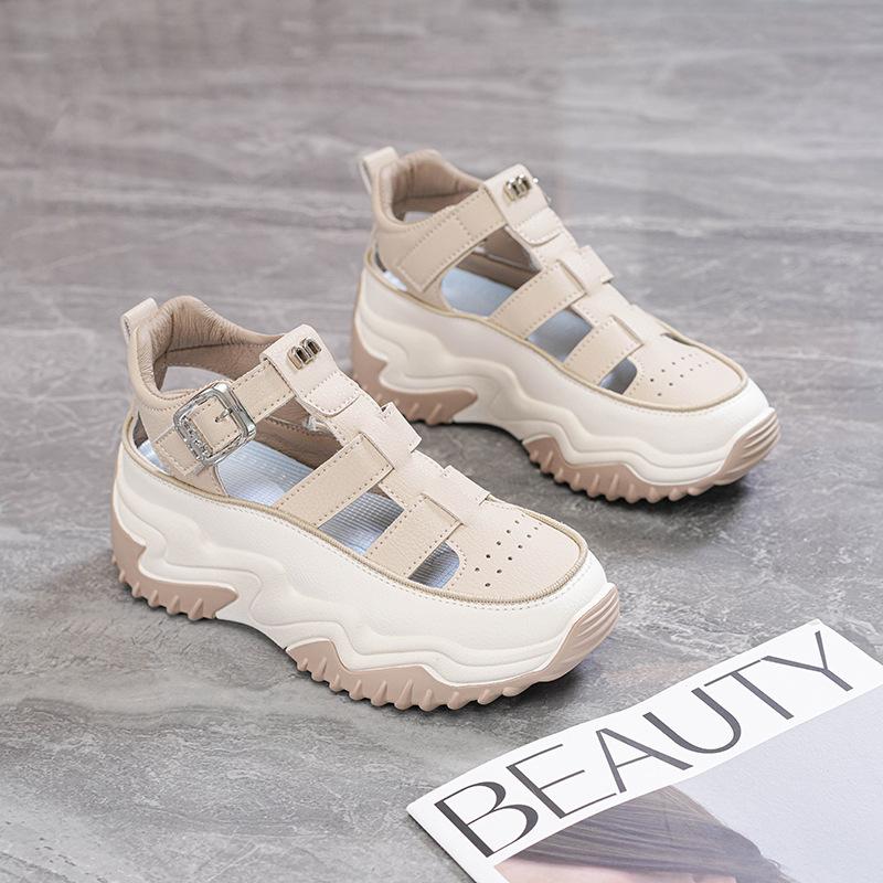 Sandale de vară pentru femei din piele PU 2026 Noi Platformă Hollow Pană Pantofi Casual Exterior Respirabili Înălțare 4CM Adidași De Mujer