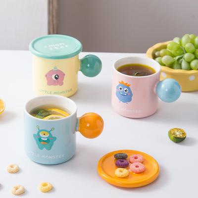 Cute Mug Cartoon Ceramic Cup with Lid Couple Coffee Cup High Looking Student Drinking Water Cup Breakfast Cup