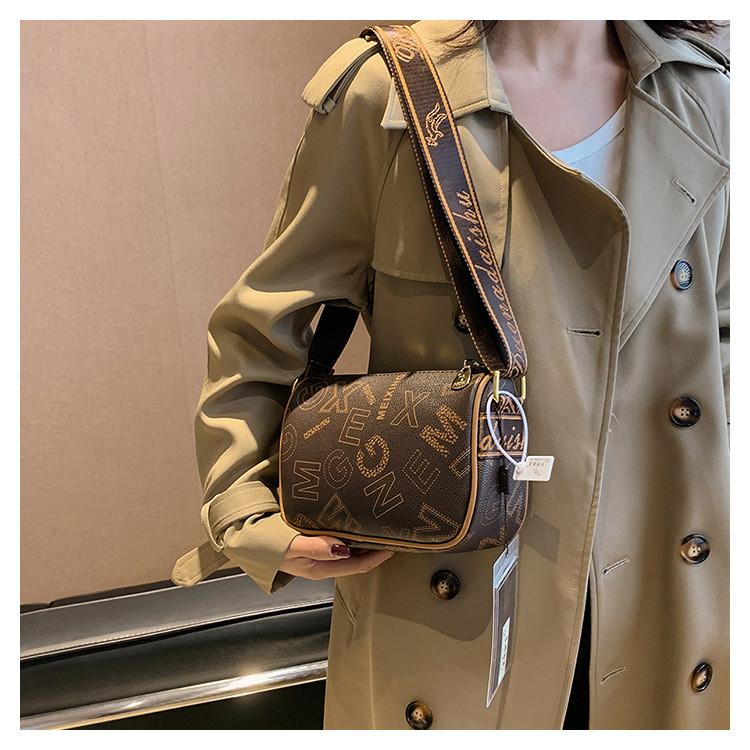 Ielgy Retro Female Bag All-Match Printed Pillow Bag Fashionable Texture One-Shoulder Messenger Bag