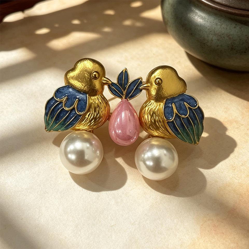 Birds of A Feather Enamel Brooch - Fake Pearl Drop Pendant Pin - Couple's Style Headpiece
