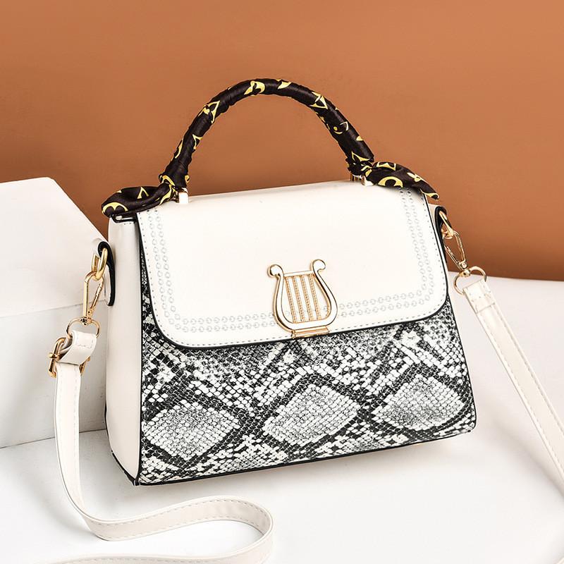 2023 New Small Bag Women s Street Fashion Pu Crossbody Bag With Color Blocking Inner Zipper Pocket