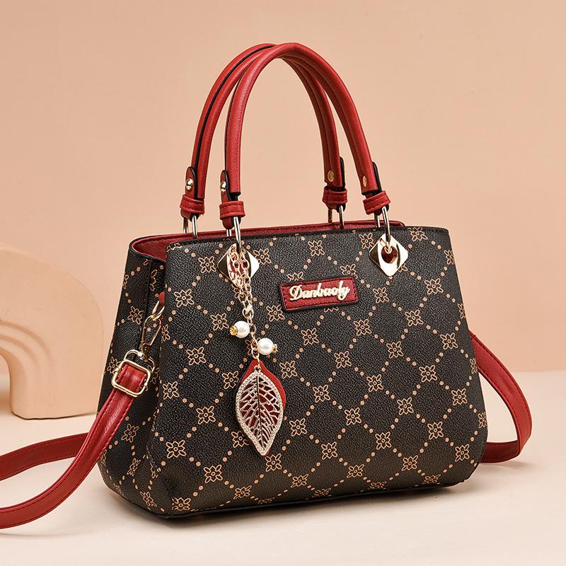 

Сумка 2025 новая портативная сумка для мамы большой вместимости модная, простая и атмосферная на плечо, сумка-мессенджер для женщин