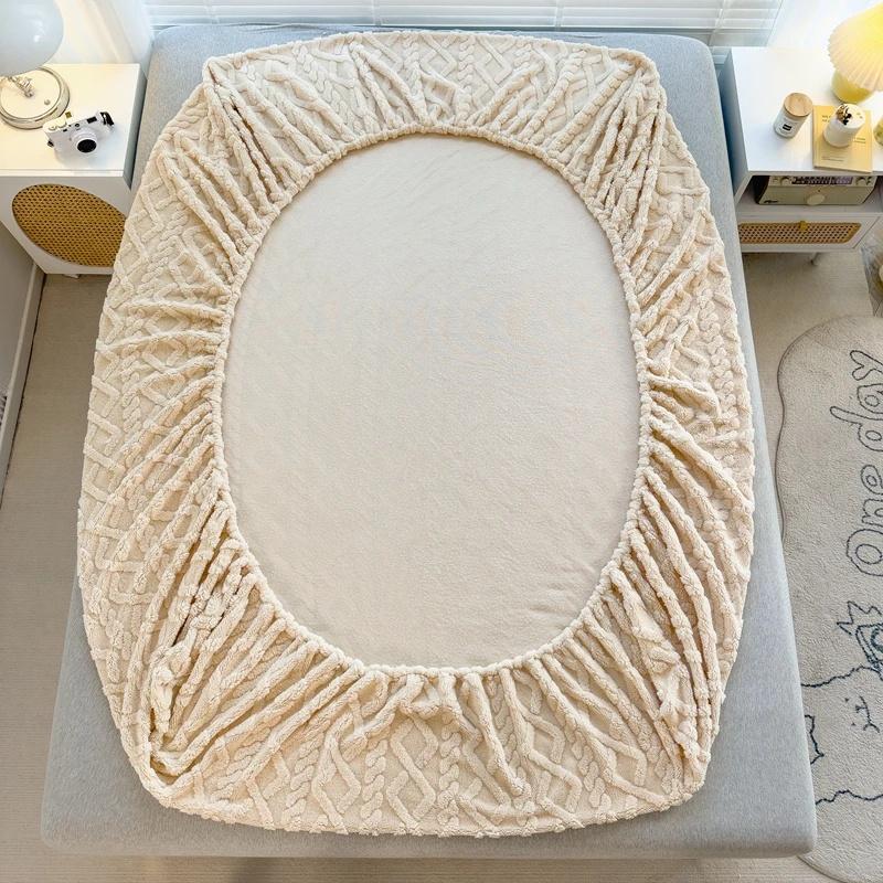 Flannel Sheets Fashion Solid Color Jacquard Comfortable Soft Elastic Bedspread Coral Fleece Fluffy Fitted Bed Sheets for Bed