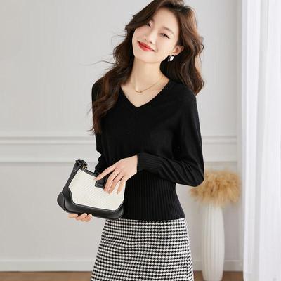 Srcr Petite V-Neck Superfine Wool Blend Knit Sweater