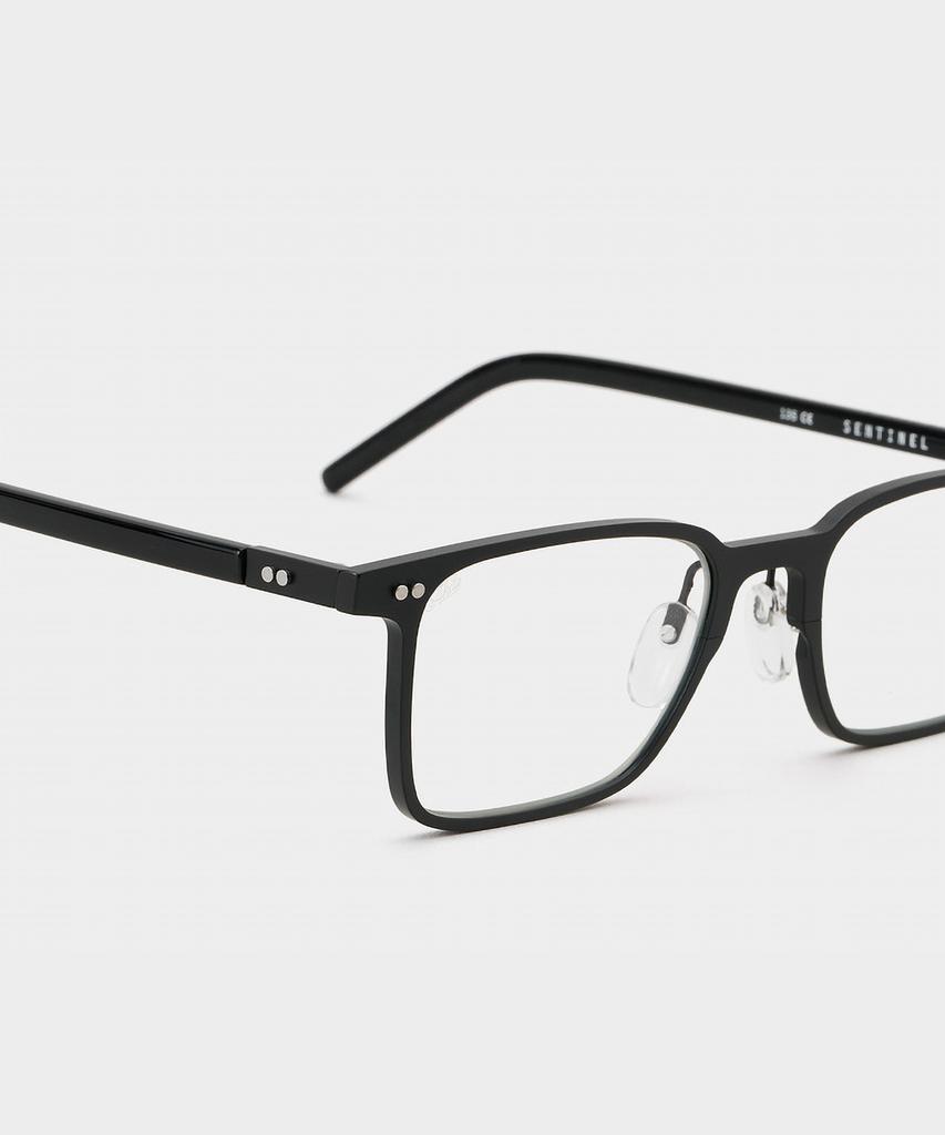Akilla Sentinel 2212 01 09 Black 48Size