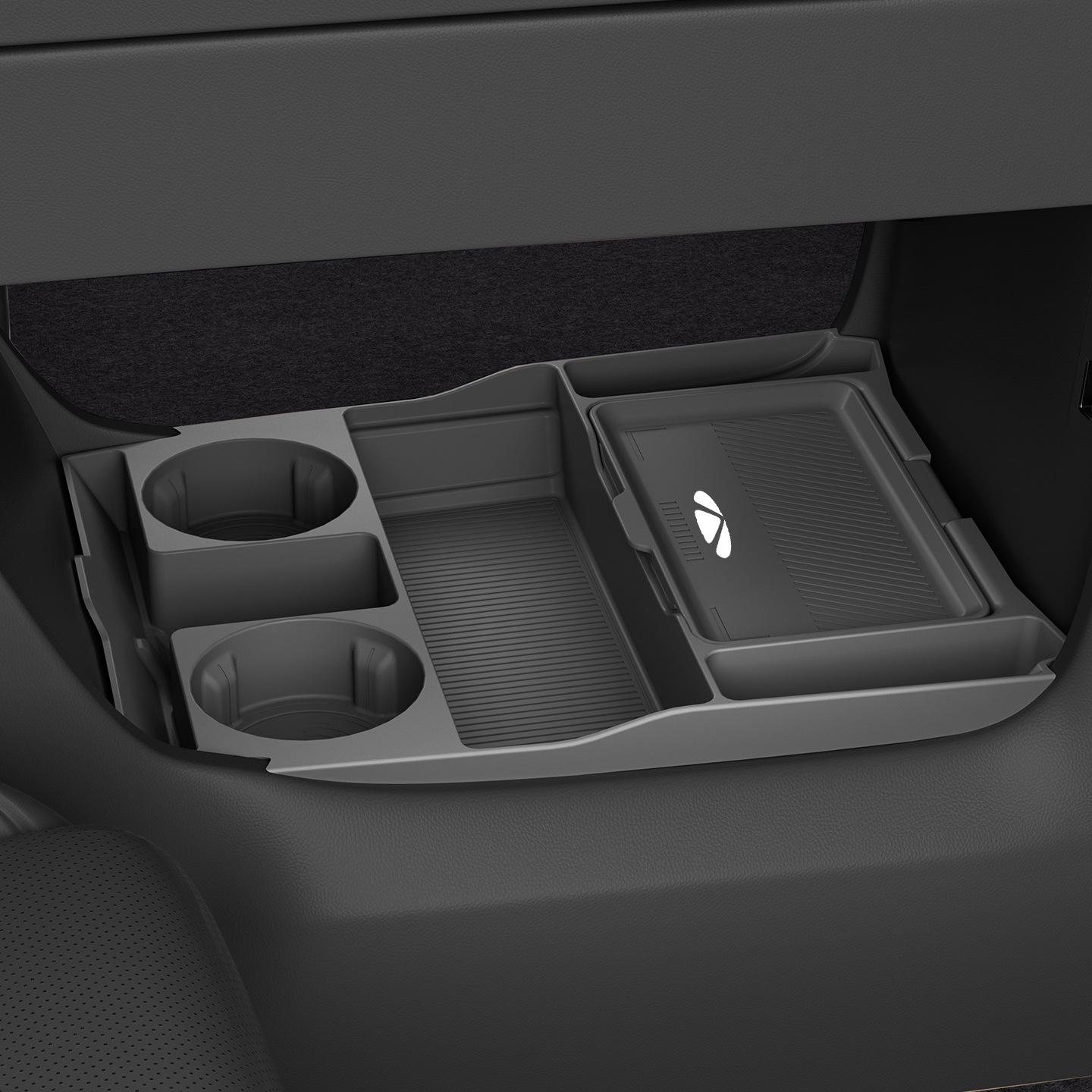Chery Fengyun T11 Console Storage Organizer: Silicone Box for Car Accessories.