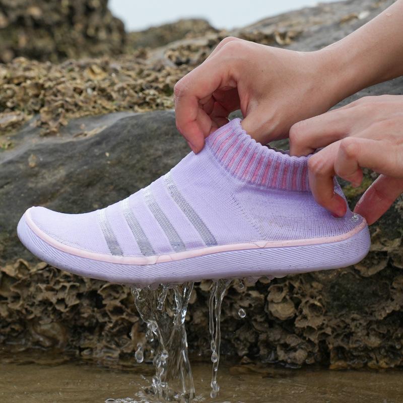 

Women s shoes casual socks shoes classmates breathable elastic one-pedal lazy running shoes flying woven sports net shoes 42