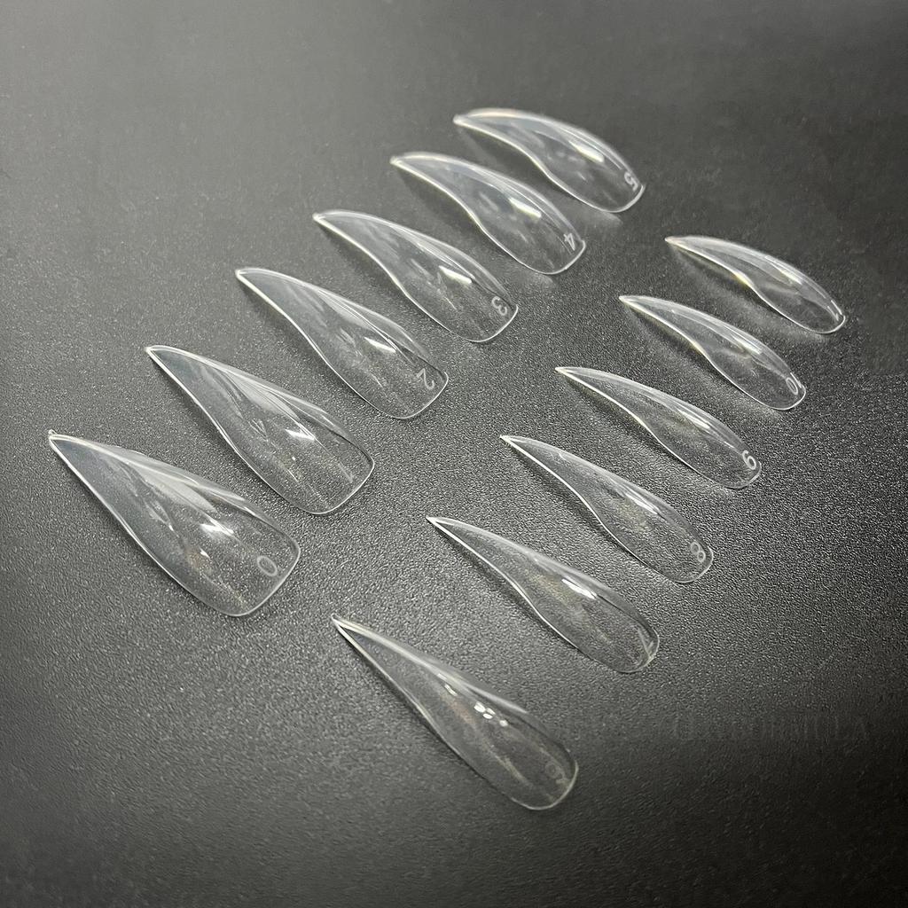 120 Stück gebogene Stiletto-Nagel-Doppelformen für die Poly-Nagel-Gel-Verlängerung von 3D Eagle Claw Hawk Skulptural Nails Full Cover Molds
