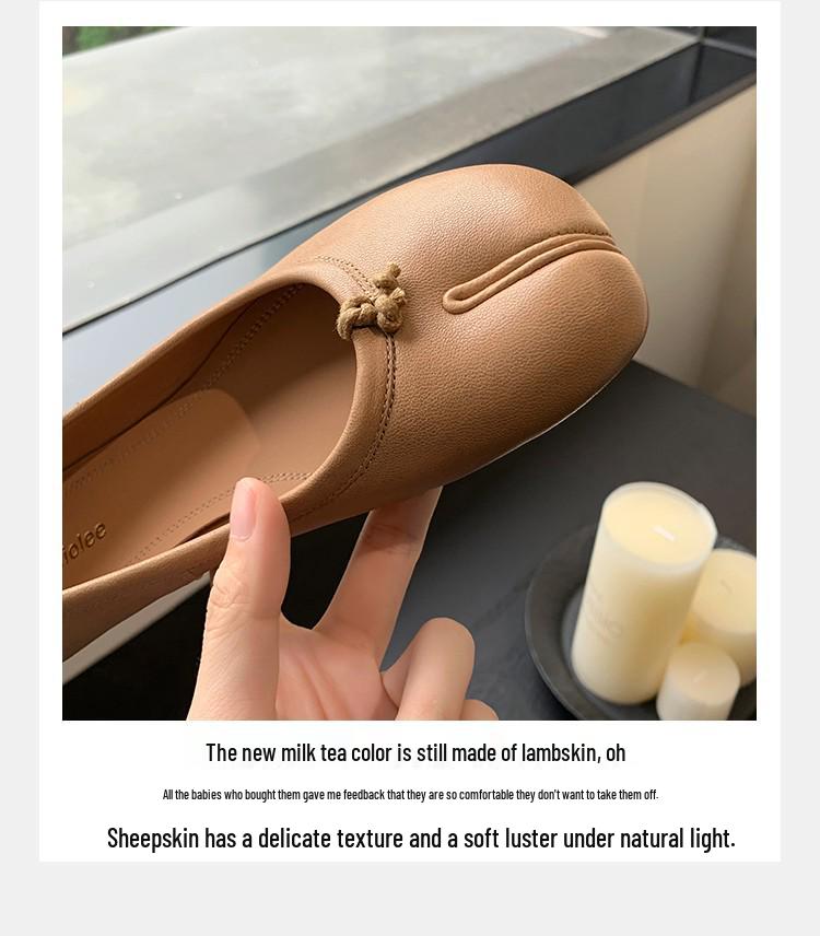 Retro Grape Mom's Style: Cracked Round Toe Pig Hoof Shoes with Flat Sole