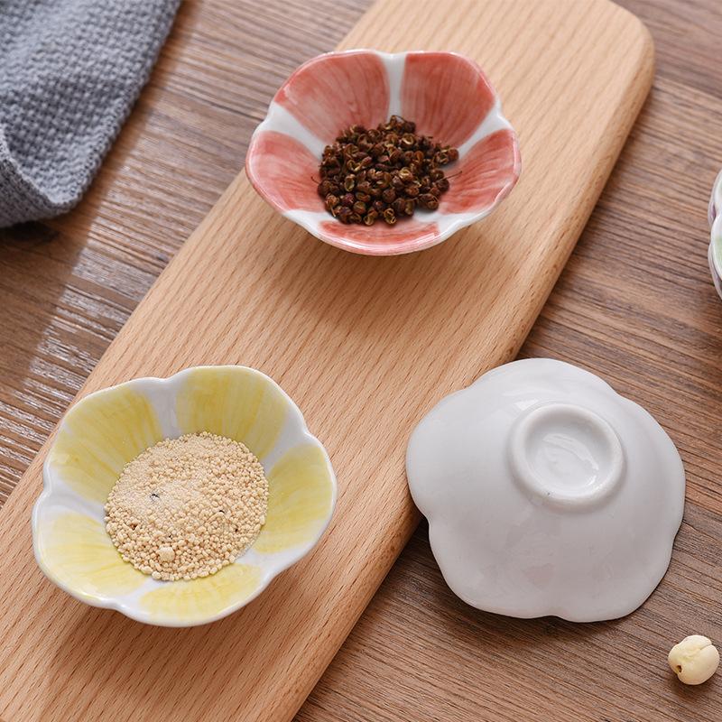 Japanese Style Flower Design Seasoning Dish Soy Sauce Vingar Bowl Salad Dressing Plate Ceramic Kitchen Tableware Small Plate