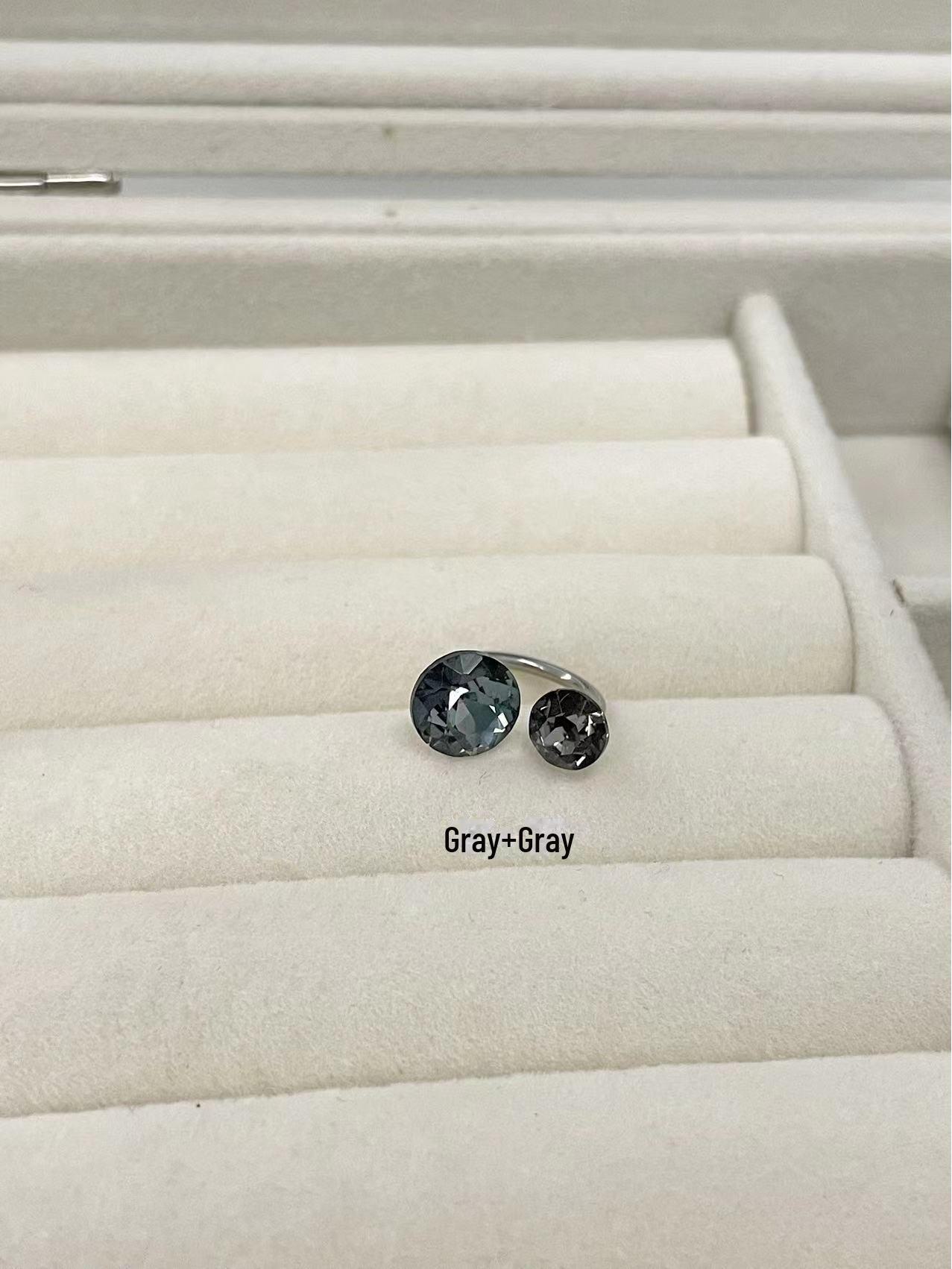 

Серьги-кольца в форме подковы с двойным бриллиантом: С-образное кольцо из титановой стали с толстым стержнем и кохлеарными штифтами для милого, стильного вида