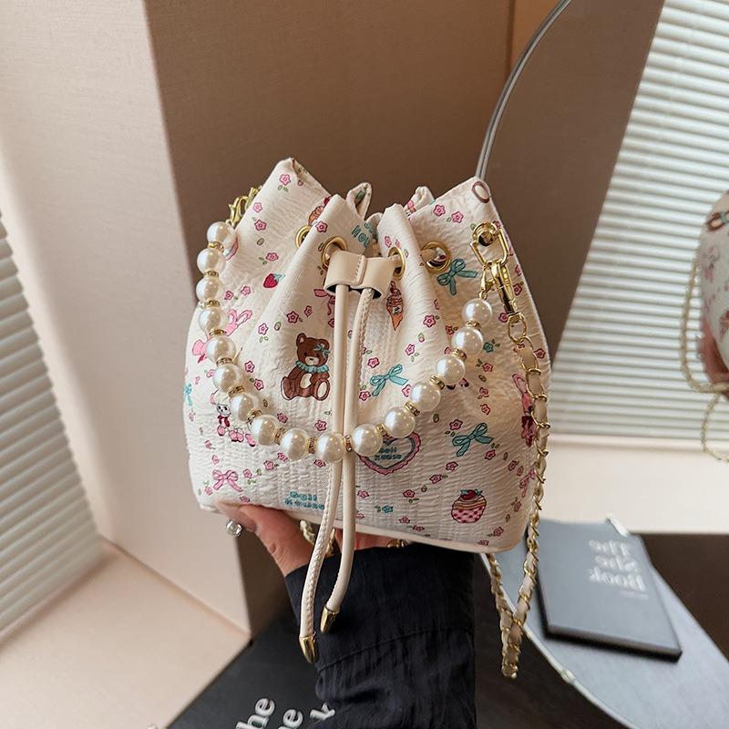 Niche Bag Women's New Trendy Fashion Versatile Shoulder Messenger Bag Cute Chain Bucket Bag