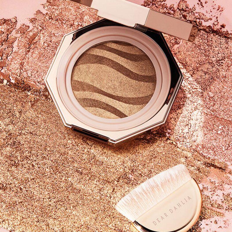 Бронзер Blooming Edition Endless Radiance 02_OPULENT