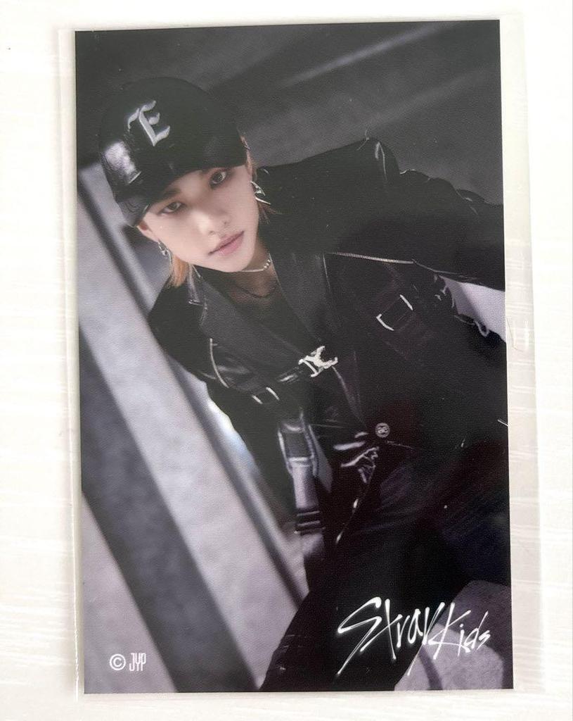 [USED] Stray Kids Hyunjin Card Flyer 5 Pieces