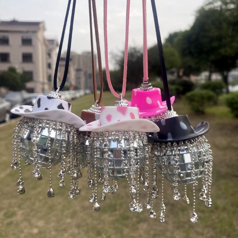 Palla da Discoteca con Nappe di Cristallo Ciondolo per Auto Cappello da Cowboy Ornamento Specchietto Retrovisore per Auto Accessori Auto per Donne Uomini