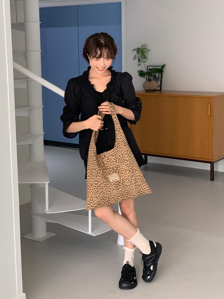 Atelierpark Lee Ji Hobo Bag_Leopard