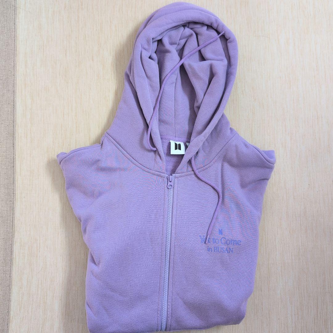 

[USED] BTS Yet to Come in BUSAN Hoodie, Size L