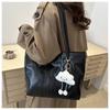 Korean Casual Large Capacity Women's Tote Bag - 2024 Trendy Simple Handbag for Versatile Commutes